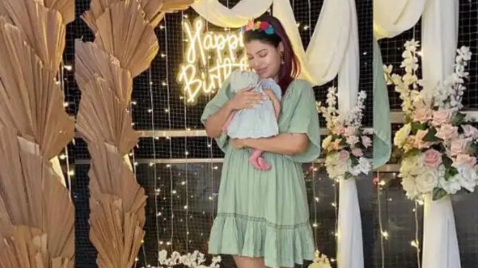 Pregnant Debina Bonnerjee hits the gym and leaves her fans impressed as they call her ‘super mom’