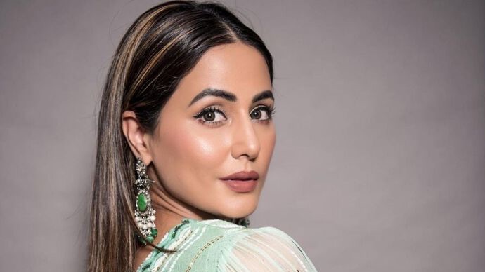 Hina Khan Pens Note For Sidharth Shukla, Thanks Him For this Reason