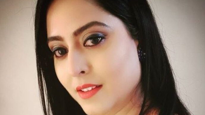 Taarak Mehta Ka Ooltah Chashmah fame Monika Bhadoria aka Bawri’s glamorous avatar will leave you stunned