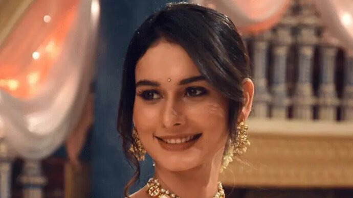 Khatron Ke Khiladi 12: Aneri Vajani’s gorgeous photos will leave you awestruck