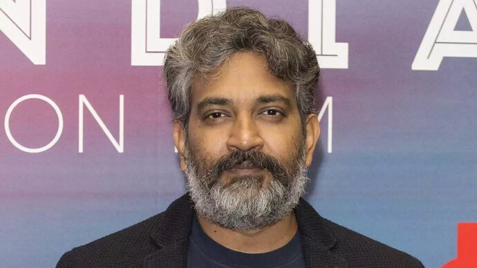 SS Rajamouli Says ‘Mera Bharat Mahan’ At Critics Choice Awards; Speech Goes Viral