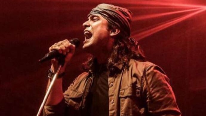 Jubin Nautiyal breaks silence after #ArrestJubinNautiyal stars trending on social media
