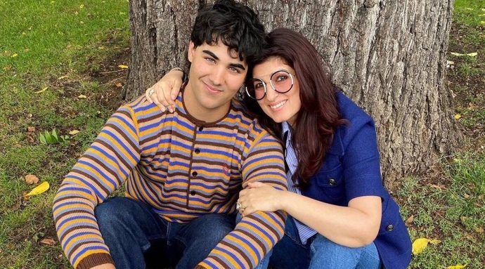 Twinkle Khanna son Aarav poses with Rinke Khanna’s daughter Naomika in viral selfie; fans say ‘start acting in films’