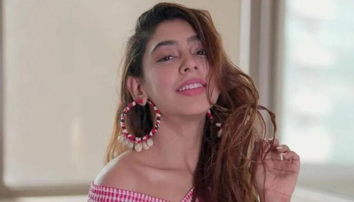 Niti Taylor Speaks About ‘new Beginnings’; Confirms Joining ‘Bade Achhe Lagte Hain 2’