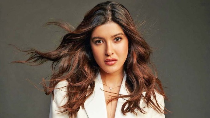 The Archies Suhana Khan, Khushi Kapoor, and other cast members’ educational qualifications