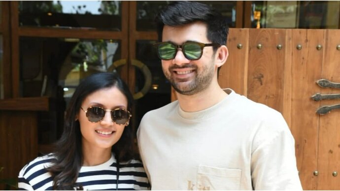 Karan Deol-Drisha Acharya Roka Ceremony: Sunny Deol Poses With Brothers Abhay And Bobby