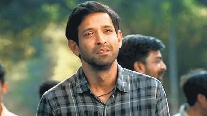Vikrant Massey & Vidhu Vinod Chopra’s 12th Fail completes 50 days in theatres, netizens request for OTT release