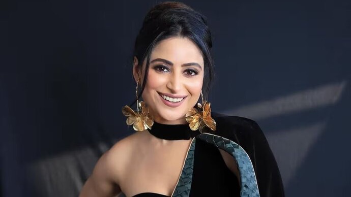 Ghum Hai Kisikey Pyaar Meiin actress Aishwarya Sharma gives a cool response to a netizen wishing her death