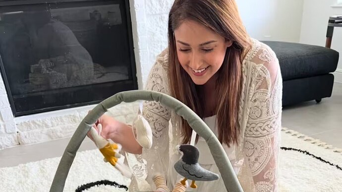Do Aur Do Pyaar actress Ileana D’cruz shares a post about her daily life and every new mom will relate