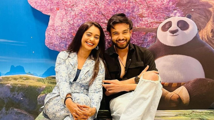 Mughda Chaphekar-Krishna Kaul extend gratitude as Kumkum Bhagya turns 10; laud Shabir Ahluwalia and Sriti Jha