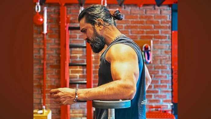 Ram Charan Flaunts Toned Biceps As He Gets Into The ‘Beast Mode’ For Peddi, Fans Call It ‘Box Office Blast’