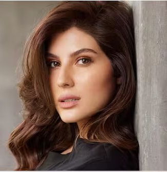 Elnaaz Norouzi