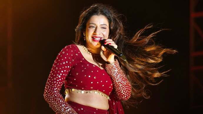 Dhurandhar Singer Jasmine Sandlas Faces Massive Backlash For 3-Hours Delay At Hyderabad Concert