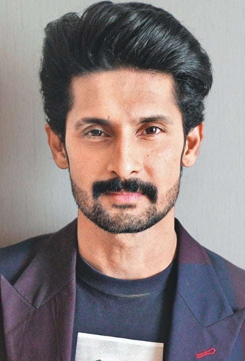 Ravi Dubey